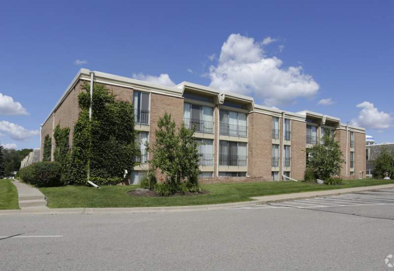 The Colony Apartments and Townhomes - Richfield, MN