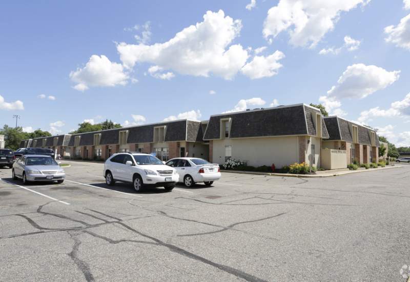 The Colony Apartments and Townhomes - Richfield, MN